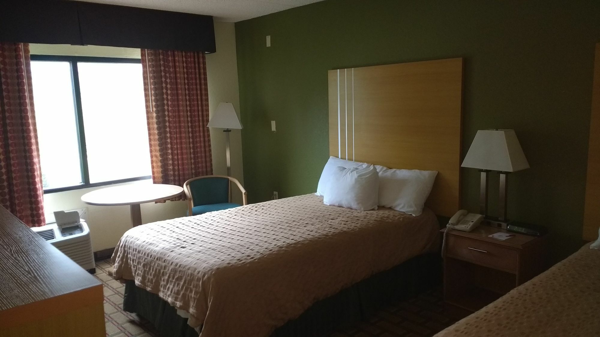 Ramada By Wyndham Asheville Southeast Exterior photo