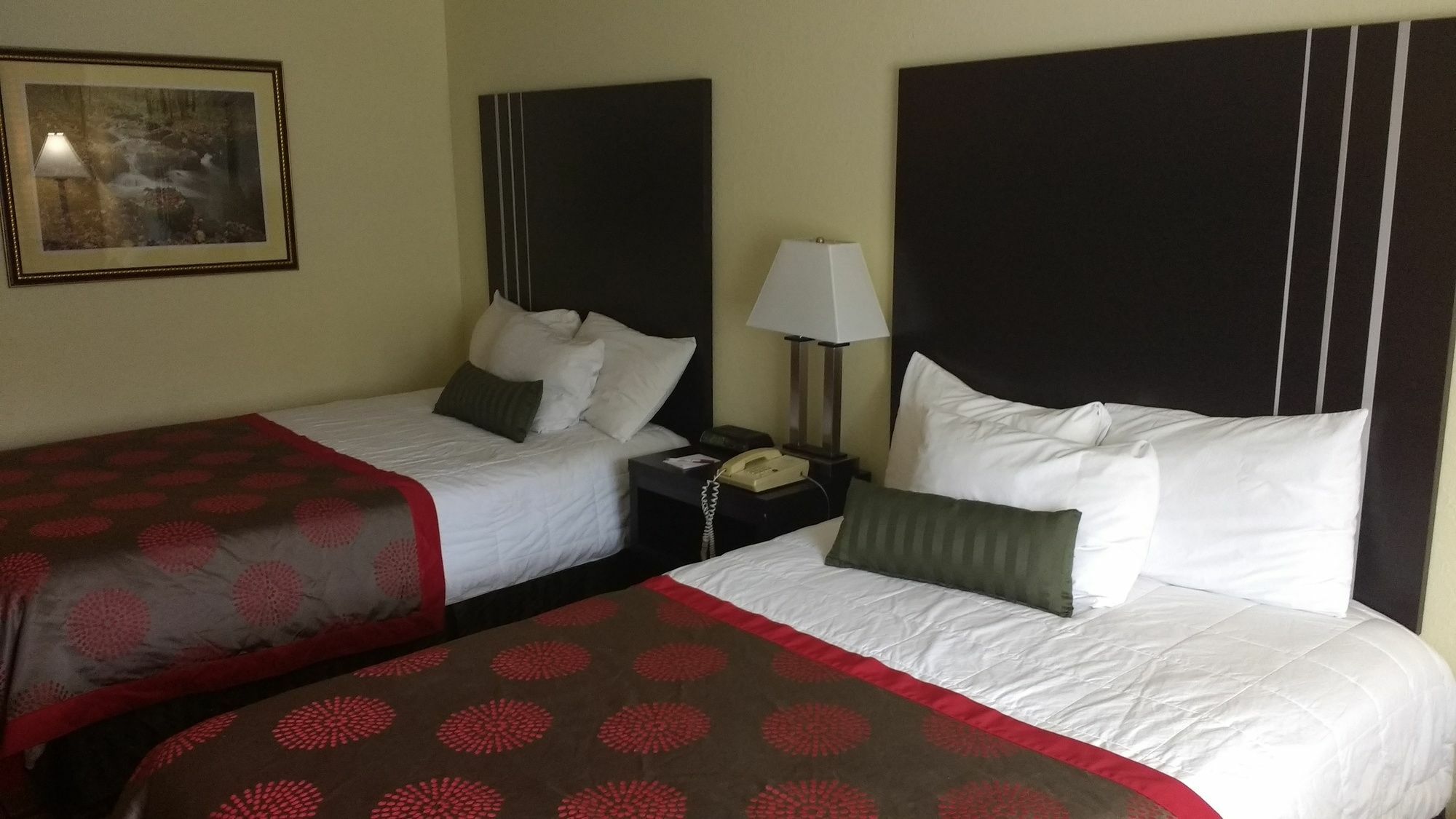 Ramada By Wyndham Asheville Southeast Exterior photo